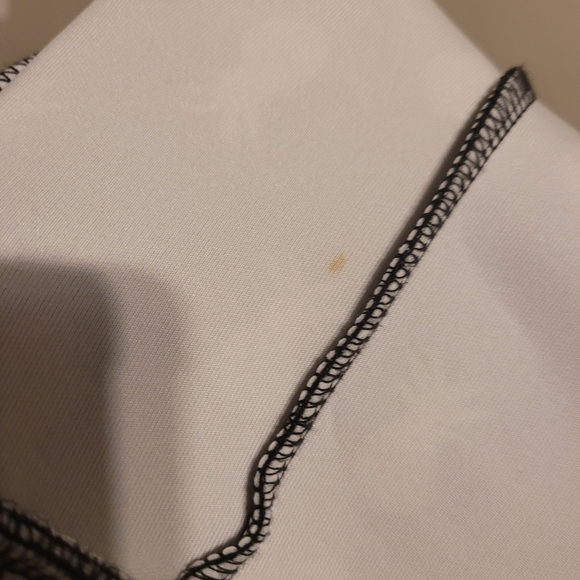 Hollister Pineapple Dress - Picture 9 of 9